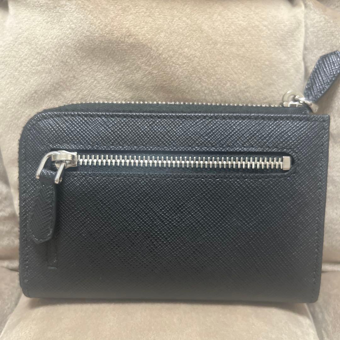 プラダ　サフィアーノ　トライアングル　キーリングウォレット