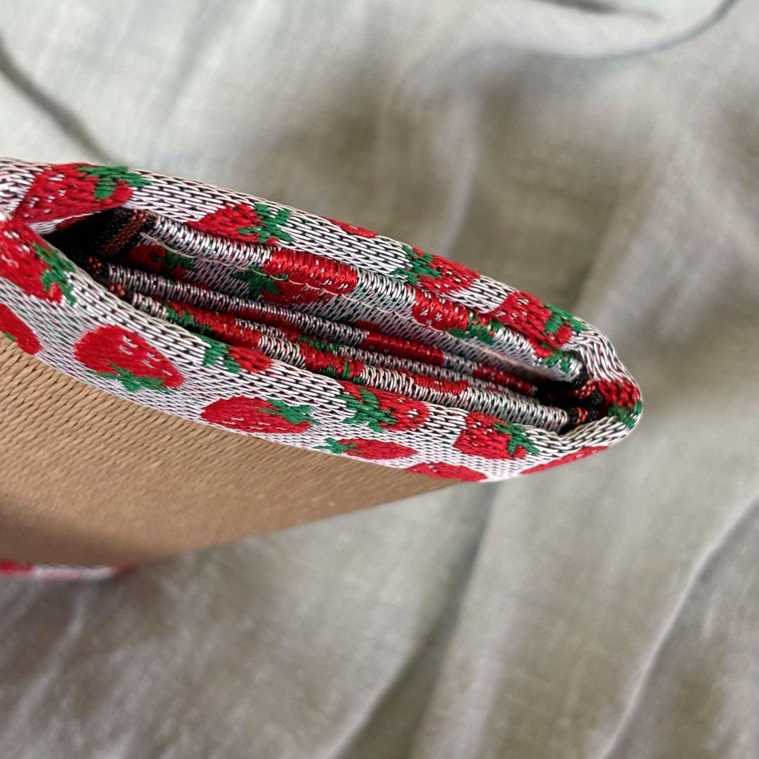 ハンドメイド　和風 畳がま口長財布　いちご　さくら　海外プレゼント