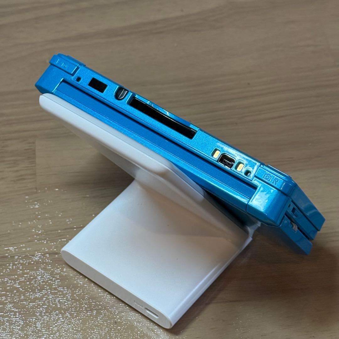 5-245 ニンテンドー3DS ライトブルー