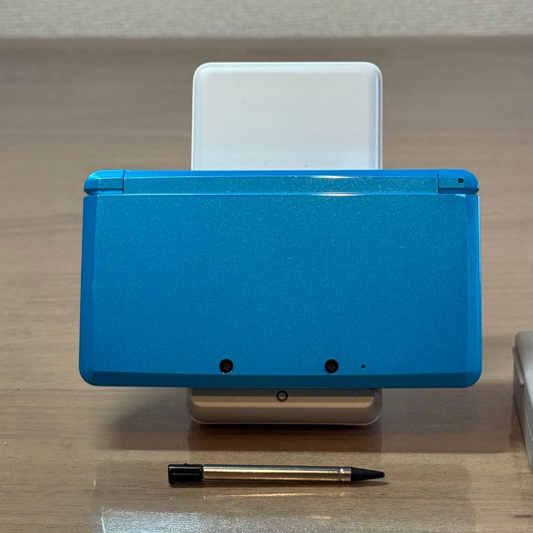 5-245 ニンテンドー3DS ライトブルー