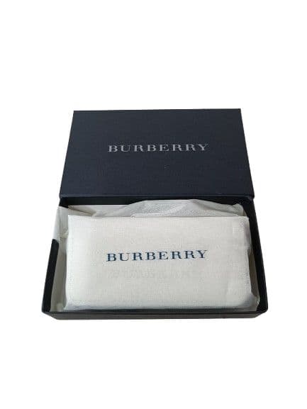 【新品未使用】BURBERRY バーバリー キーケース ノバチェック 4連 白
