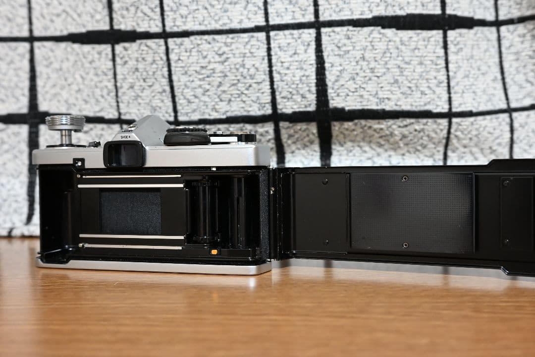 フィルムカメラ OLYMPUS OM-2N ZUIKO 28mm f:3.5