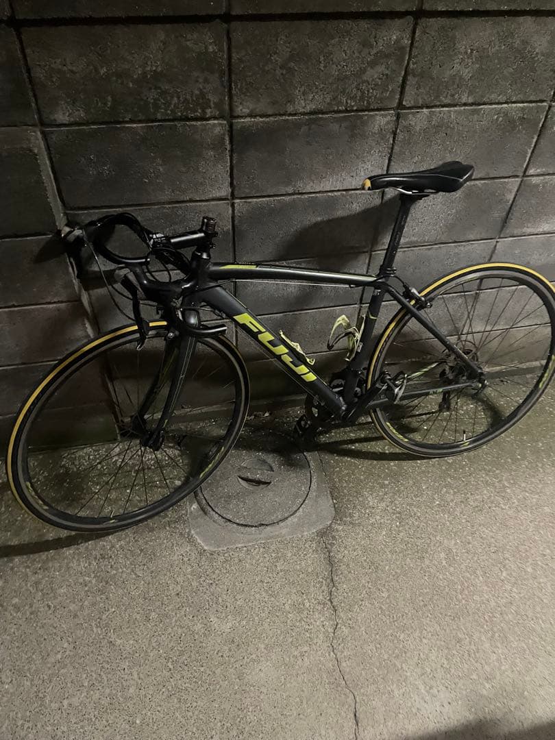 Fuji ロードバイク 黒/黄