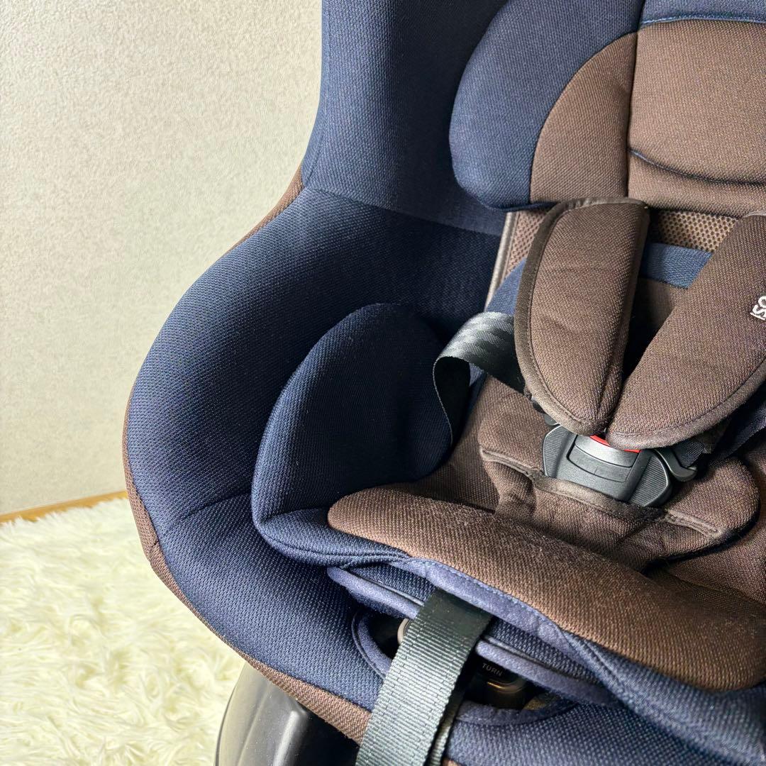【ほぼ未使用】Combi コンビ クルムーヴ ISOFIX ブラウンネイビー