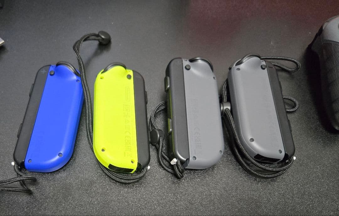 Nintendo Switch 本体 + ジョイコン4つ + HORI パッド