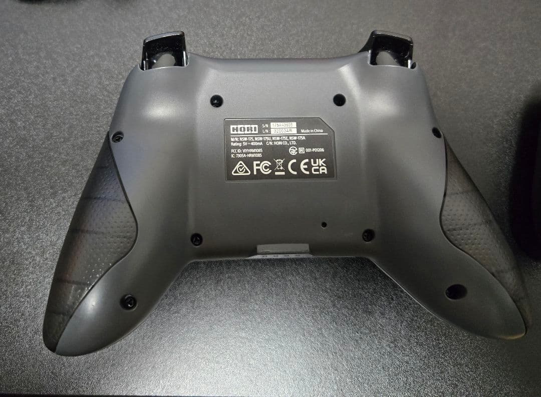 Nintendo Switch 本体 + ジョイコン4つ + HORI パッド