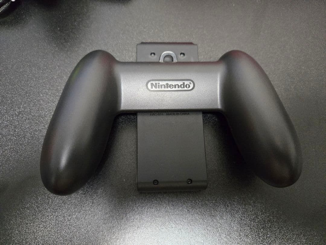 Nintendo Switch 本体 + ジョイコン4つ + HORI パッド