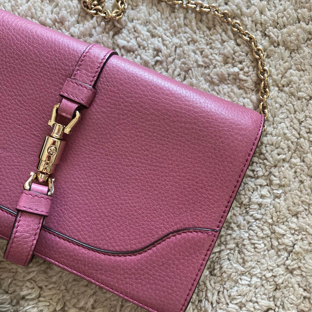 グッチ　チェーンウォレットバッグ