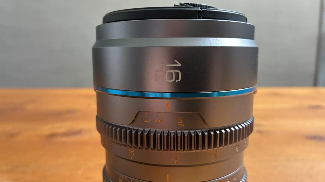 SIRUI Night Walker 16mm T1.2 E メタルグレー