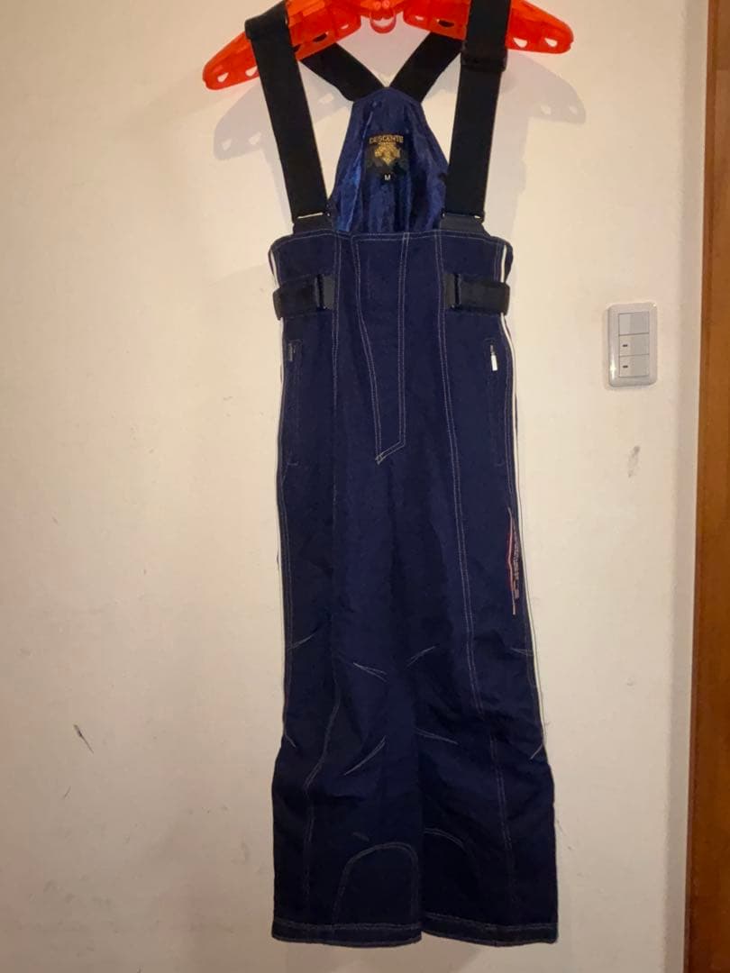 【新品未使用】DESCENTE スキーウェア Mサイズ