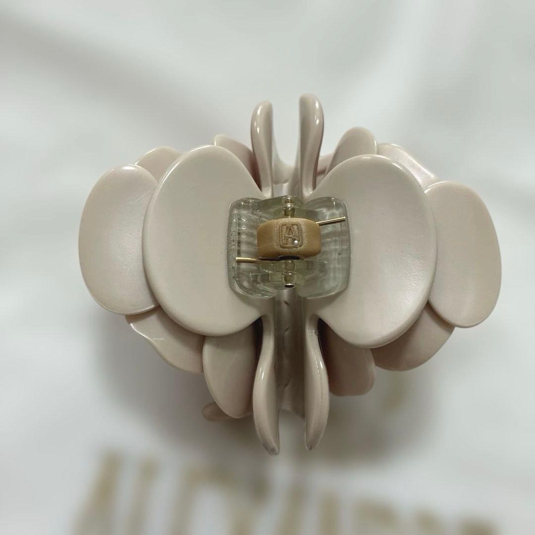 アレクサンドルドゥパリ　クリップ　カメリア