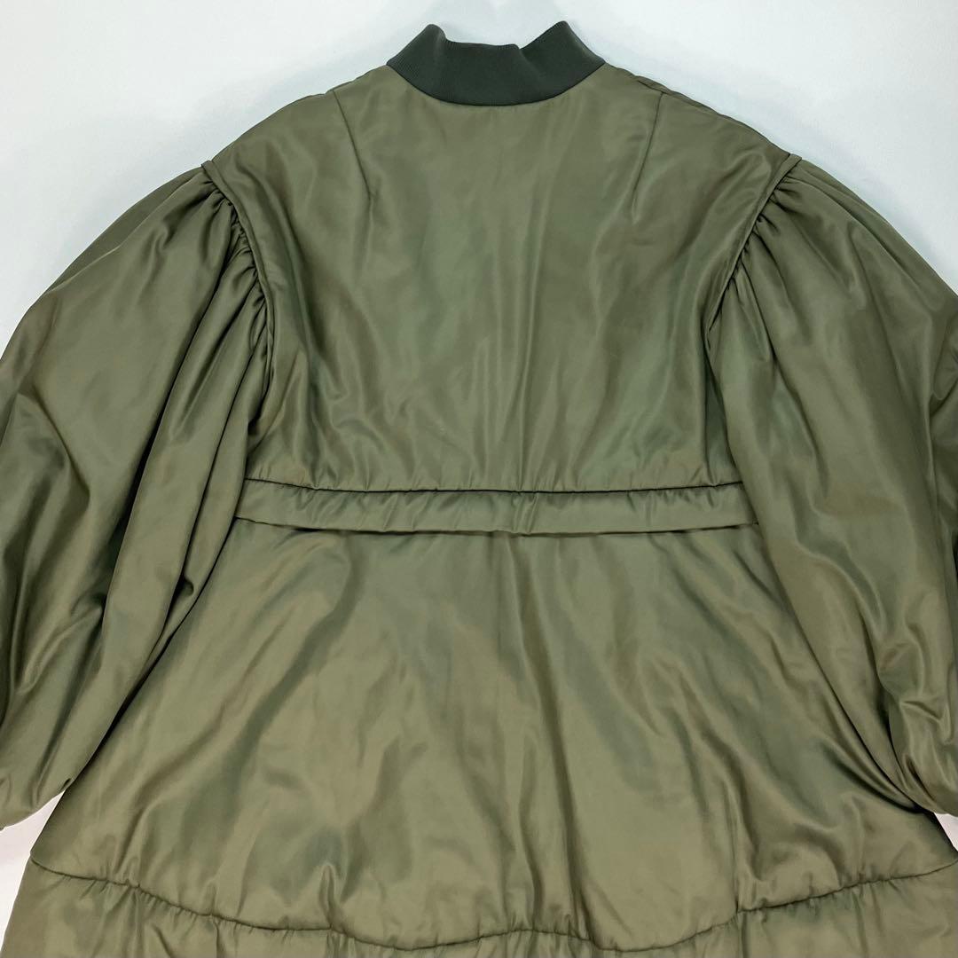 美品✨マチャット トップサーモフォルムコート　カーキ　フリーサイズ