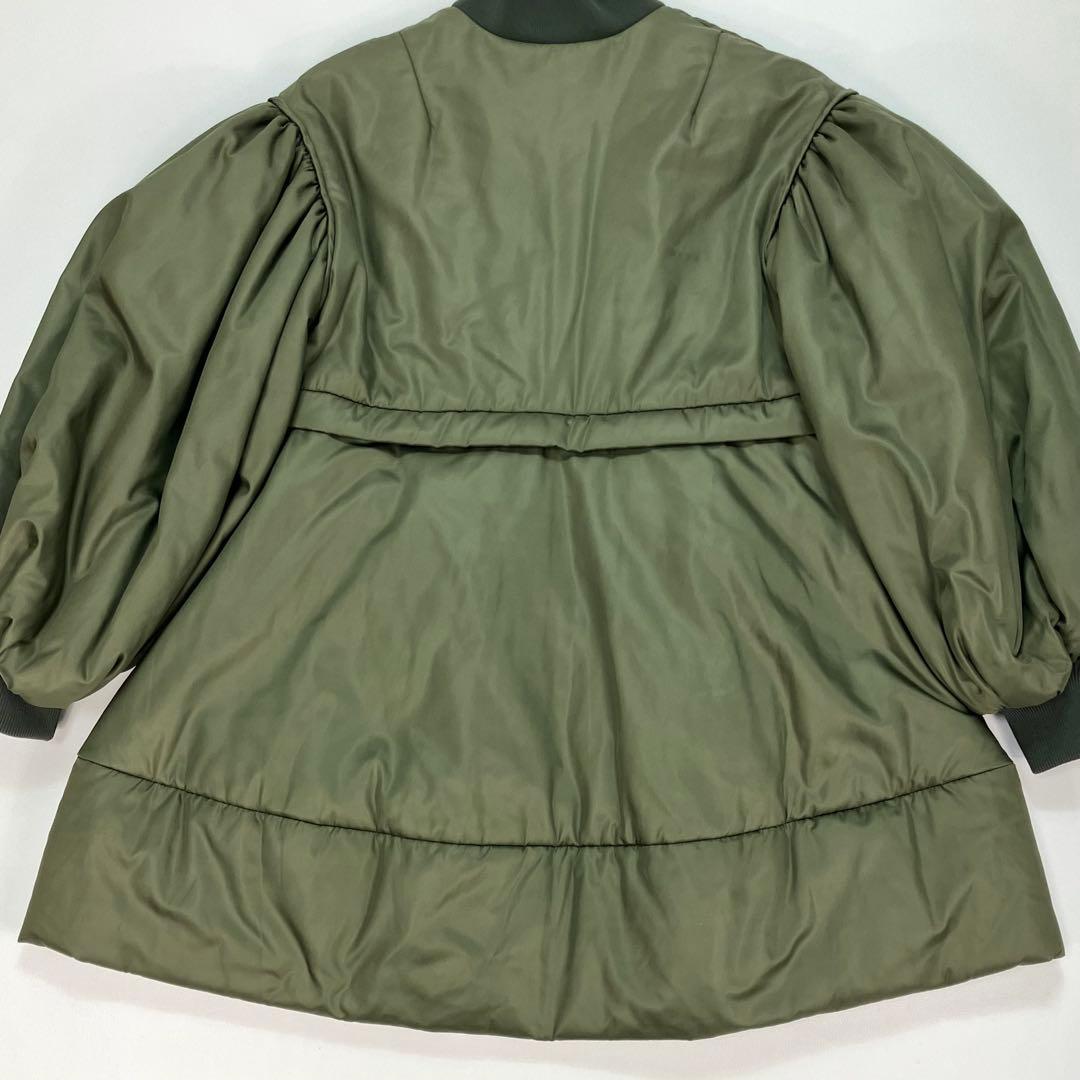美品✨マチャット トップサーモフォルムコート　カーキ　フリーサイズ