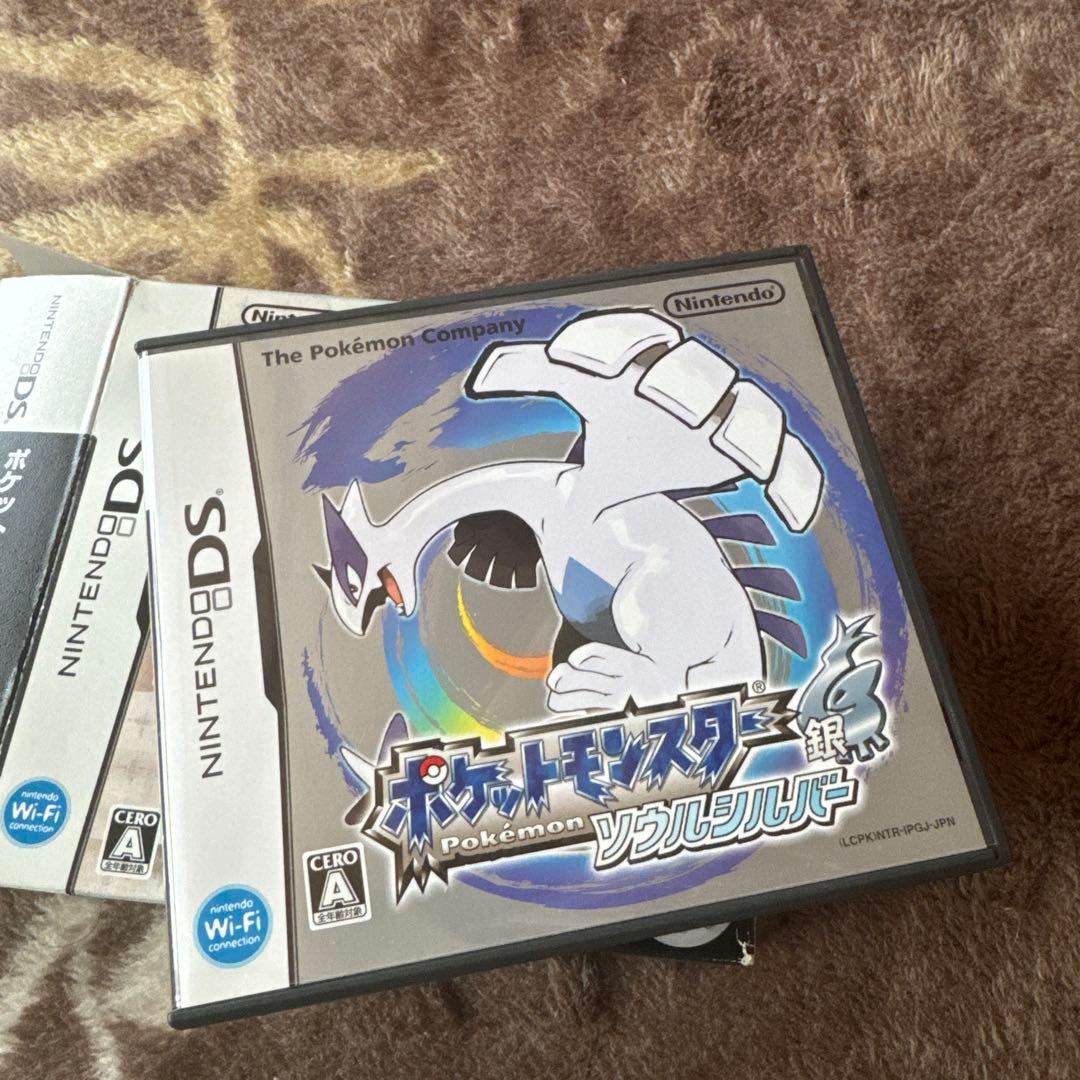 美品ポケモンNintendo DS ソウルシルバー/ハートゴールド/ダイヤモンド