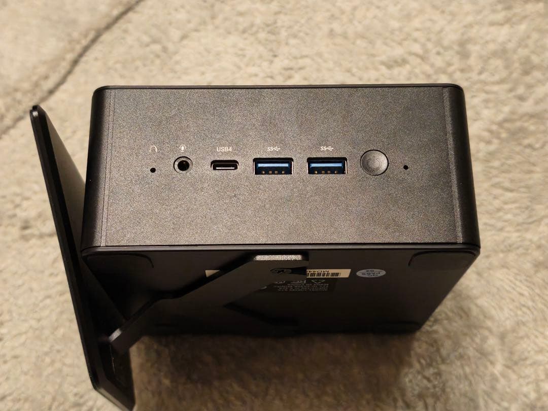 ミニPC Minisforum UM780XTX AMD 7840HS Mini-PC