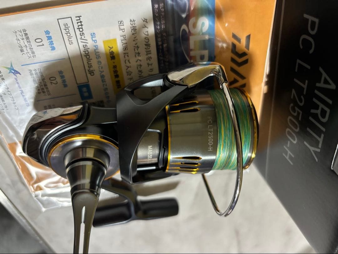 アノン　ダイワ　23エアリティ　PC LT 2500 H 美品