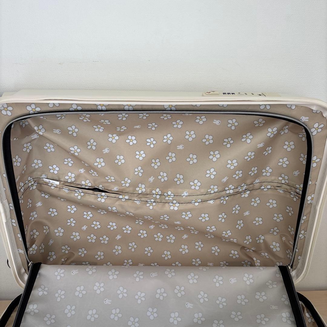 新品未使用　ミッフィー　キャリーケース ホワイト