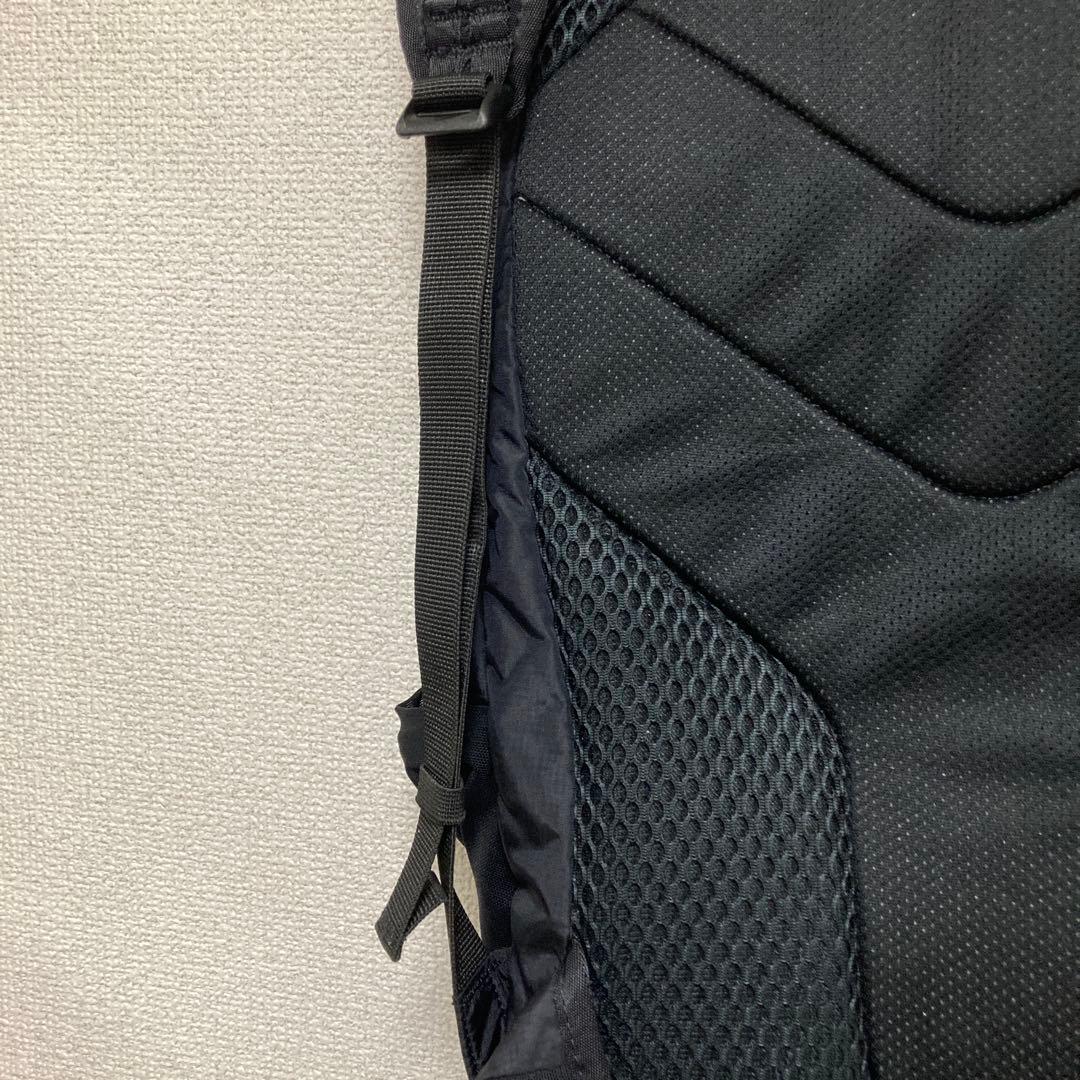 Salomon 20L リュック・バックパック 黒