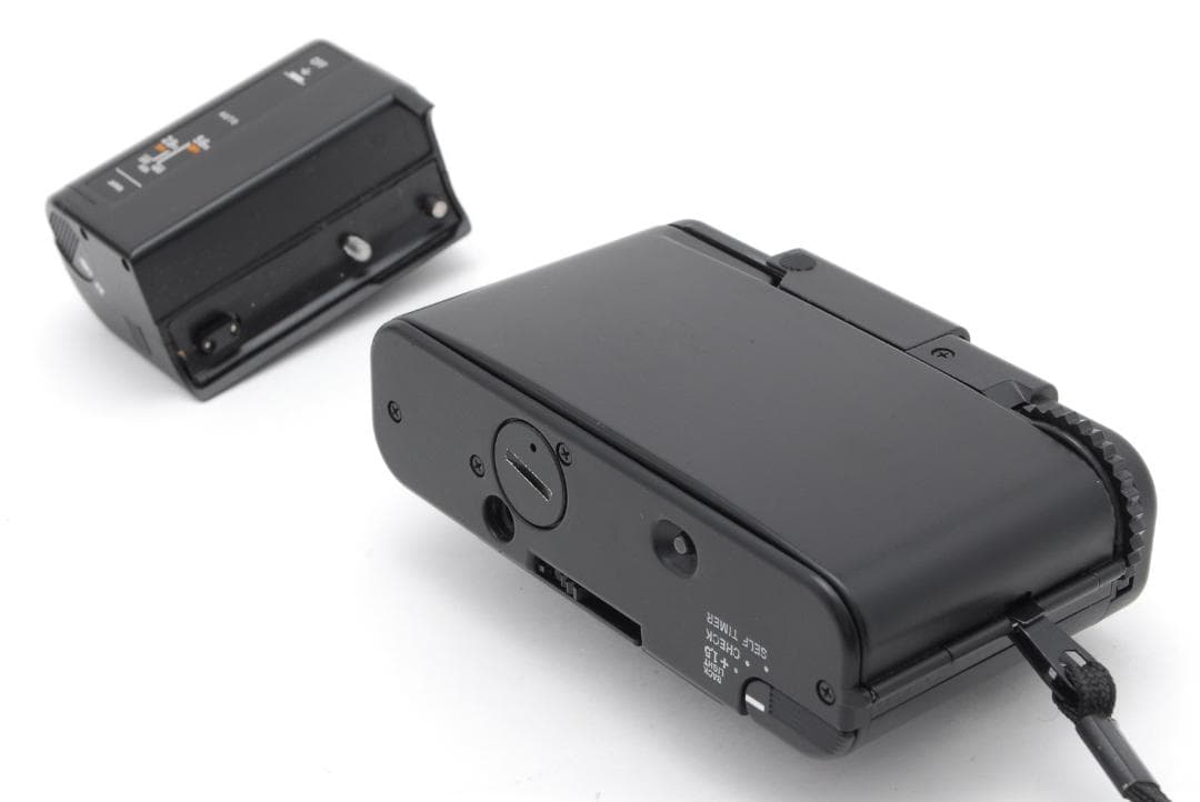 【美品 ケース付き】 オリンパス Olympus XA A11