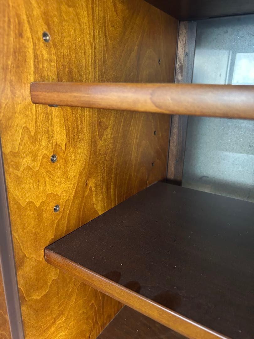 【最終値下げ】カリモクコロニアル食器棚　残り1週間で販売中止