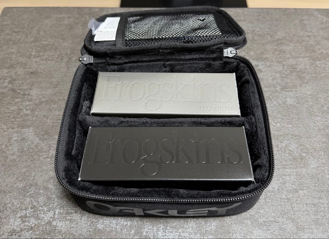 フラグメント　オークリー　サングラス