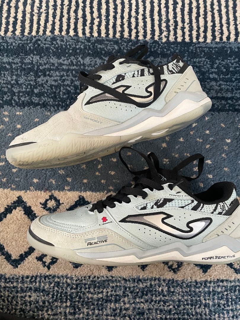 Joma FS Reactive フットサルシューズ ホワイト/ブラック