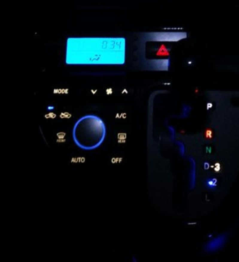 【レア品】10系WISH 黒木目調インパネセット