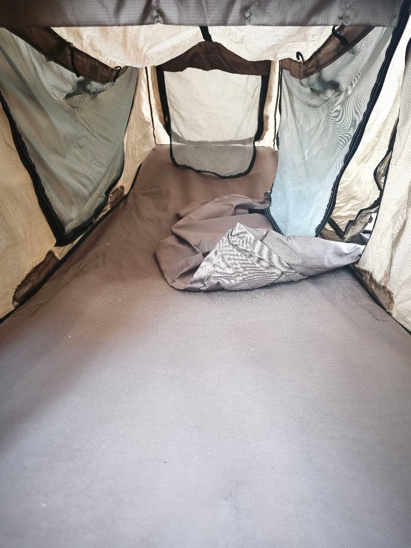 クオルツ　イージーキャンパー