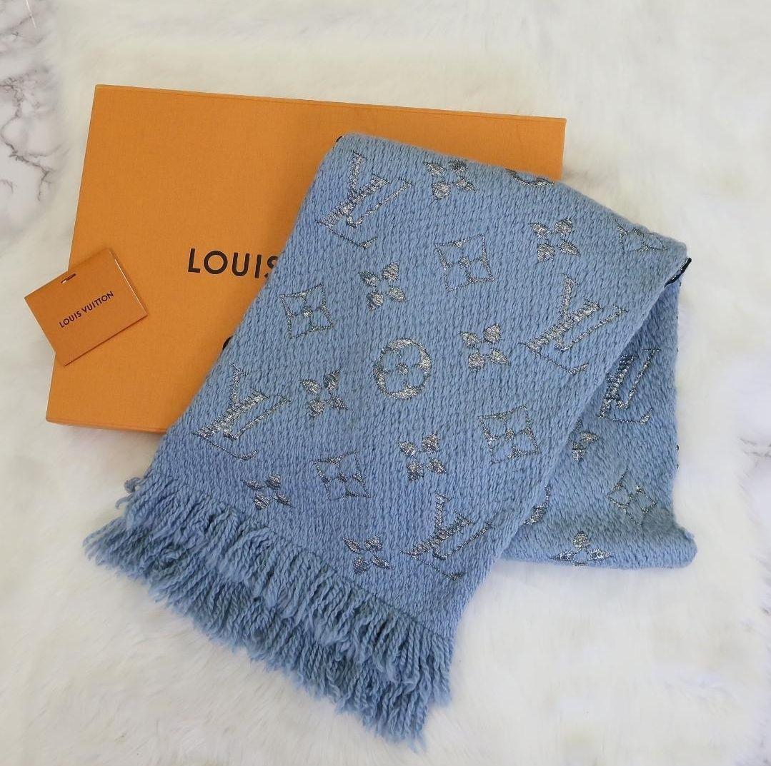 Louis Vuitton マフラー 水色