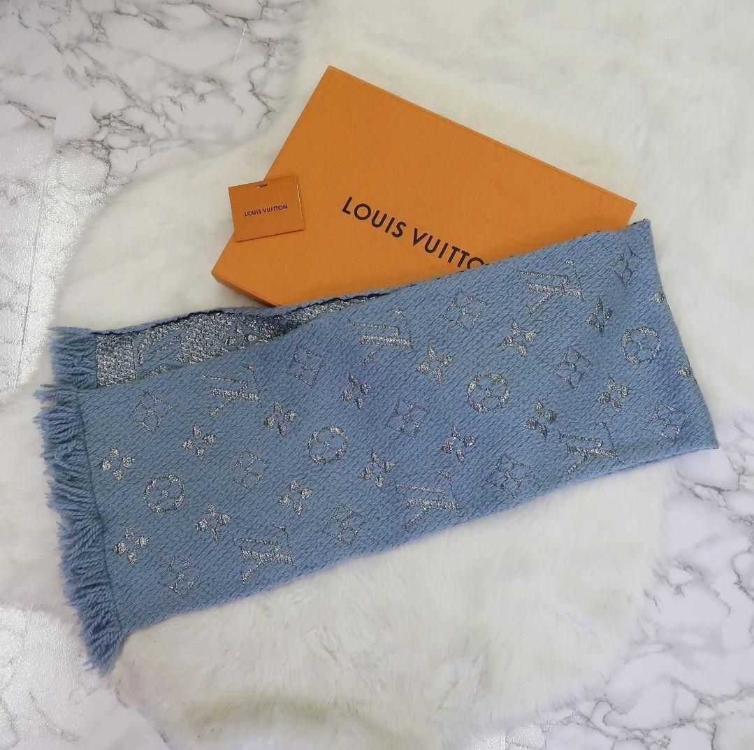 Louis Vuitton マフラー 水色