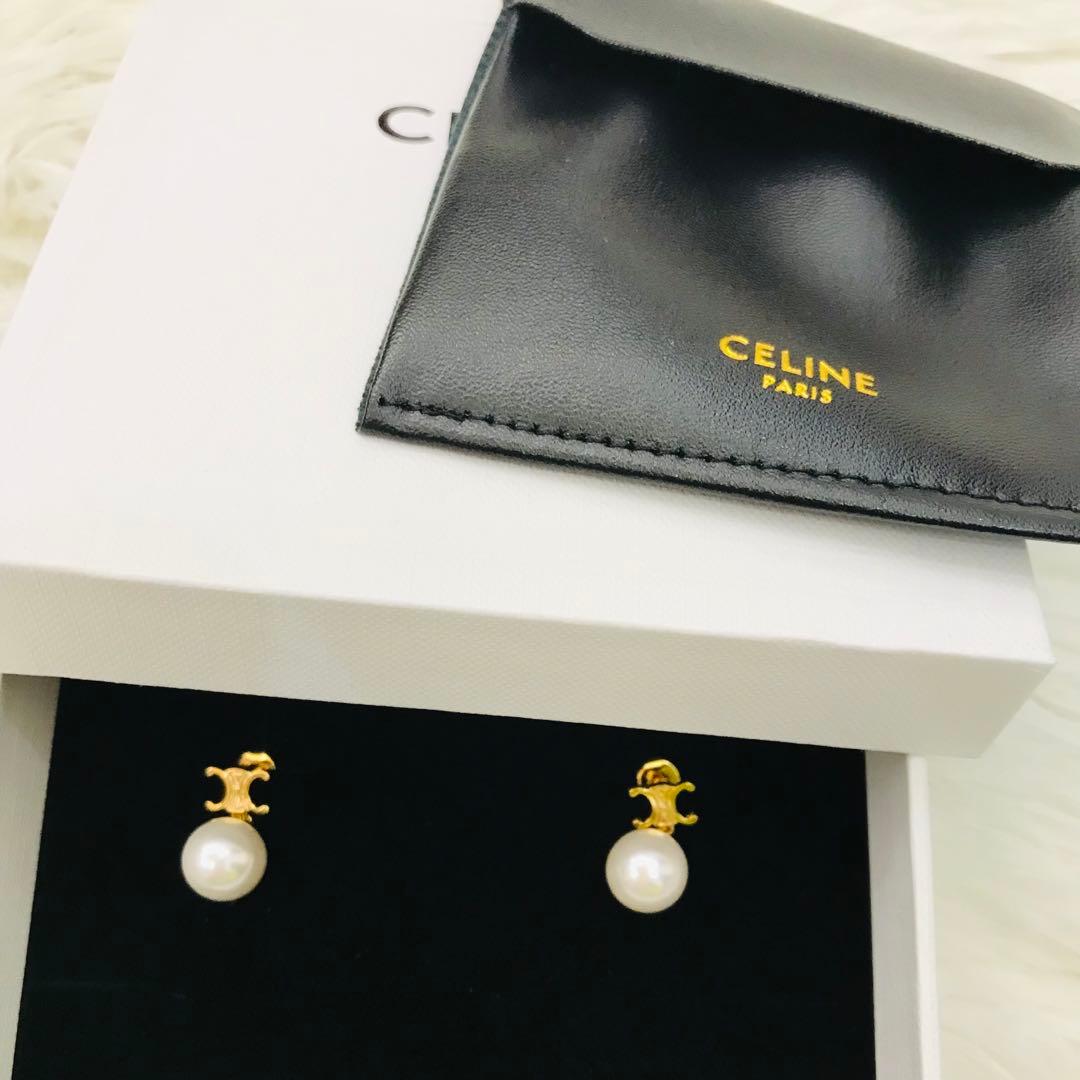 セリーヌ　パール　ピアス