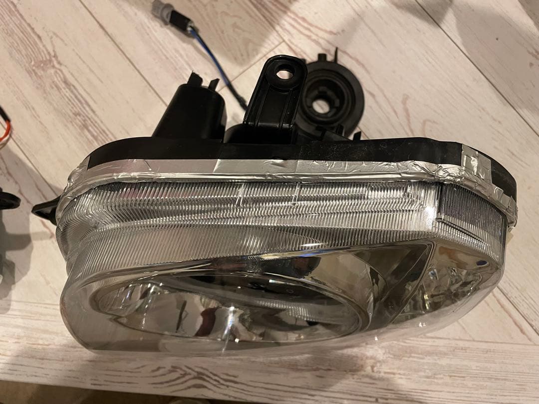 スズキ ジムニー エンジェルリング　ヘッドライト LED 付き