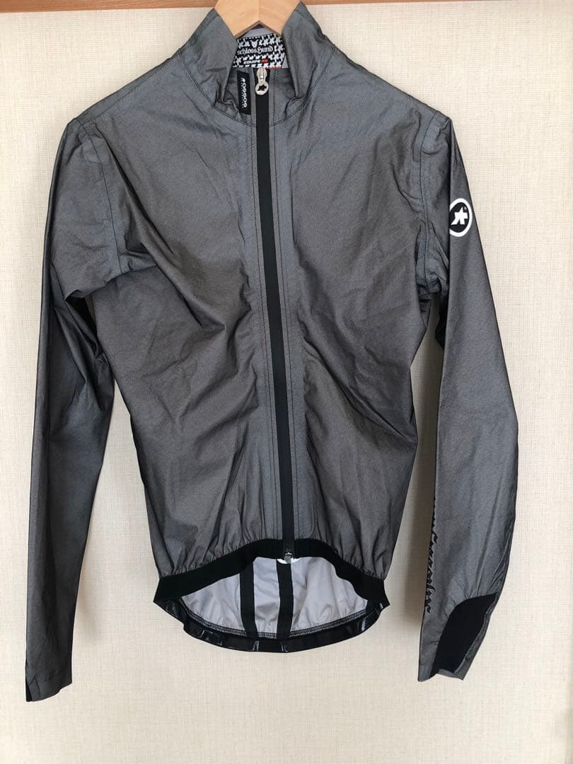 アソス　レインジャケット、シュロスワント