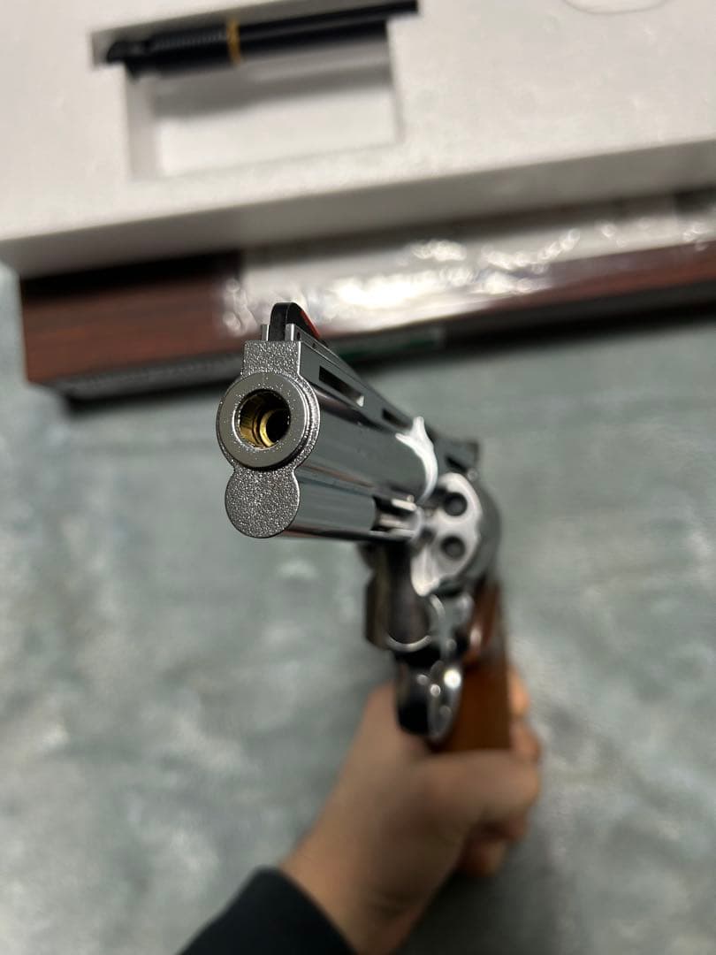 タナカワークス　コルトパイソン　4インチ ステンレスモデル　ガスリボルバー