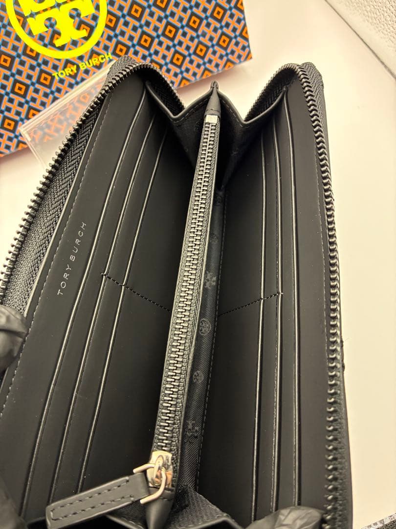 チワポメさん専用 Tory Burch 未使用 長財布 正規品 ウィラ マット