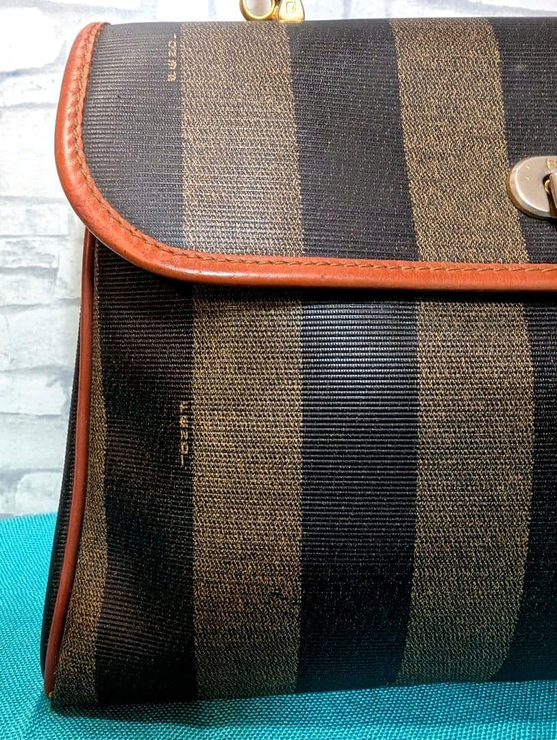 ✨lyn✨♥美品♥フェンディ ハンドバッグ ペカン柄 2way FENDI