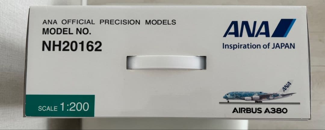 全日空商事 ANA A380 FLYING HONU JA381A 1/200