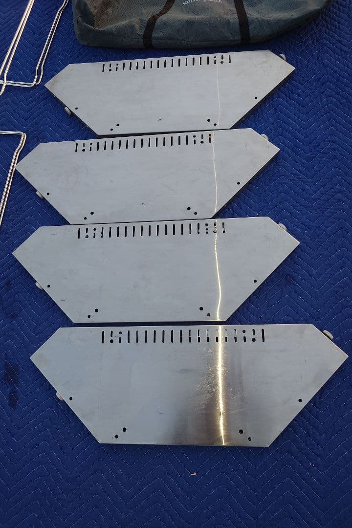 スノーピークジカロテーブル