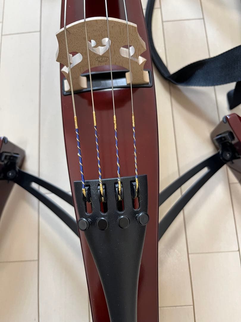 ヤマハ　Silent Cello SVC 210