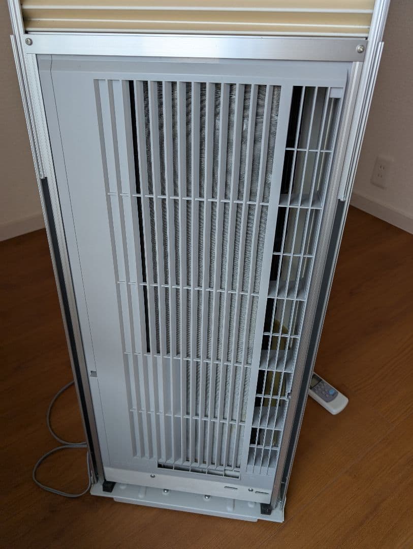2019年製♪コロナ窓用エアコン ホワイト リモコン付き