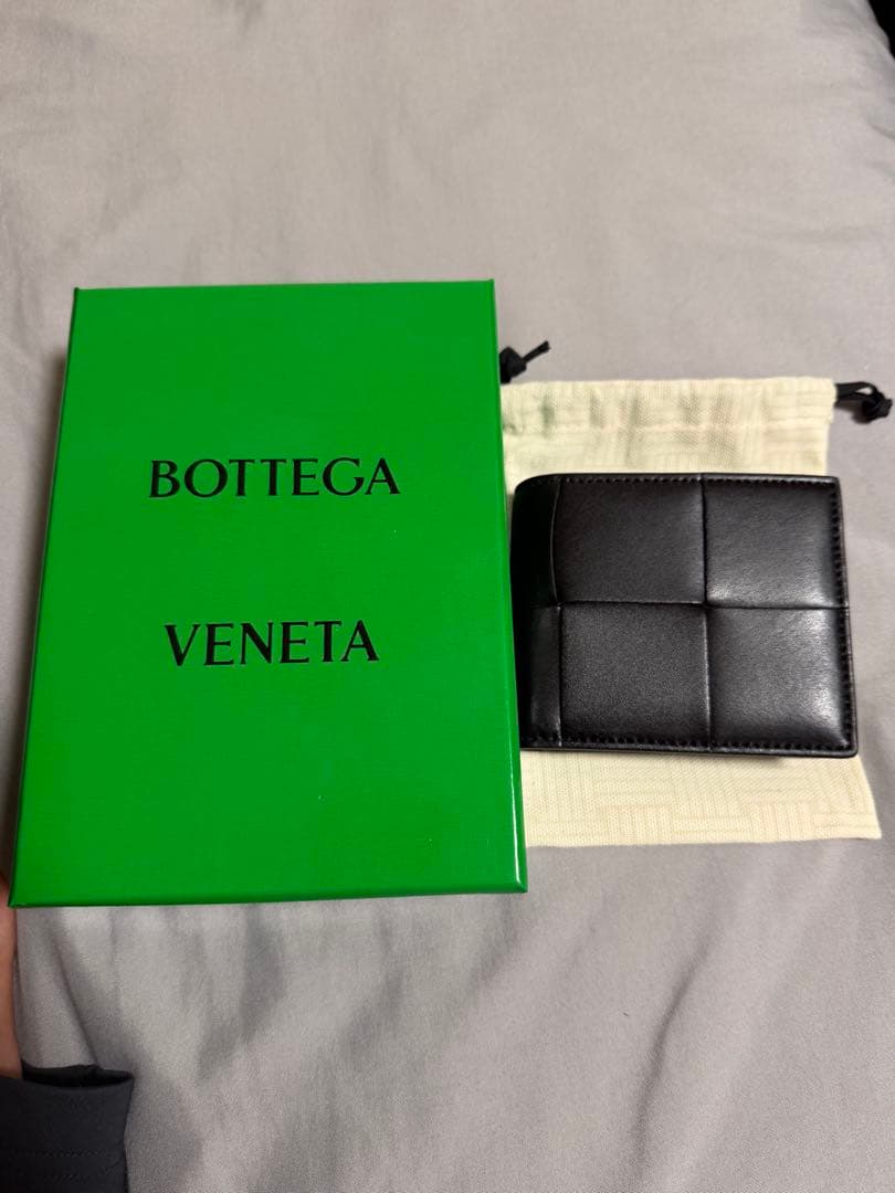 と*と様 Bottega Veneta 二つ折り財布 ブラック