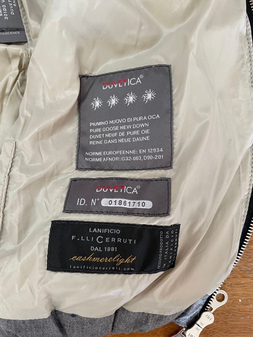 DUVETICA グレー ダウンベスト サイズ40