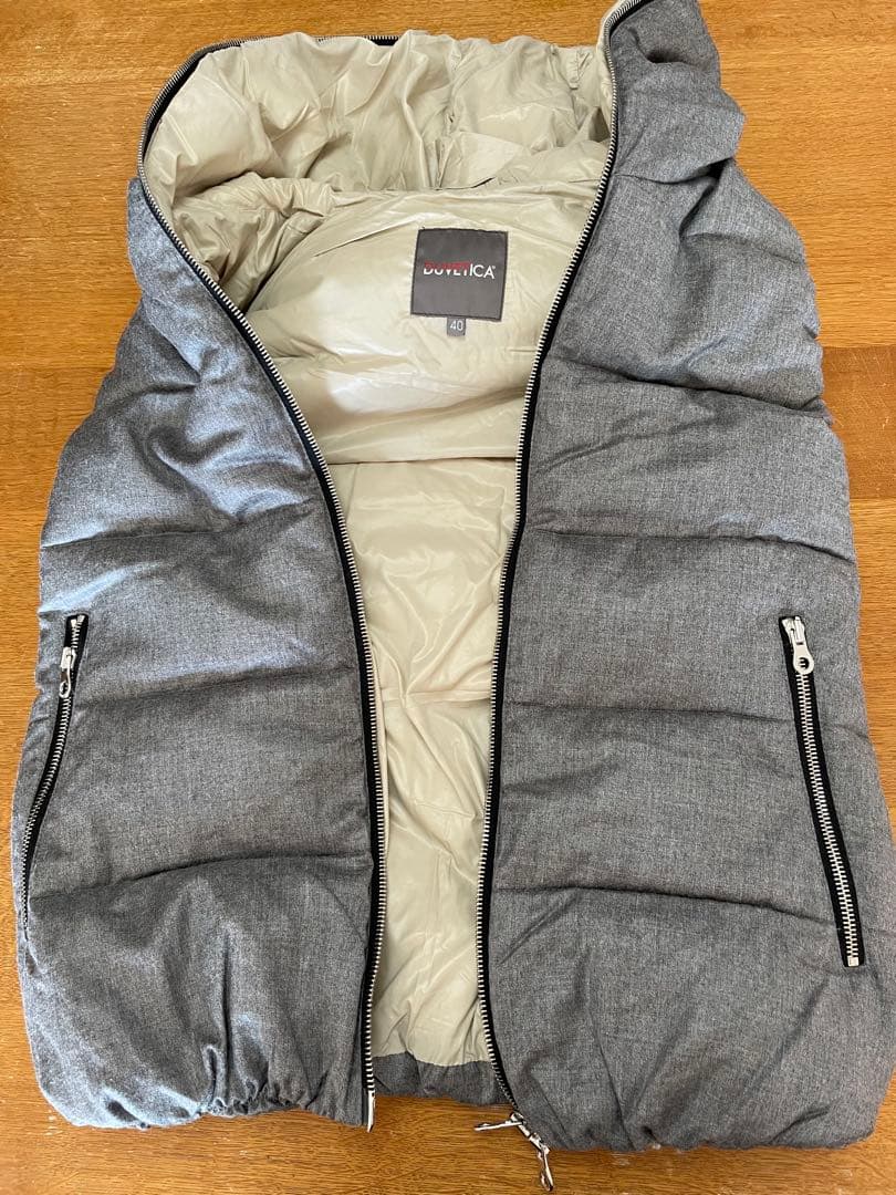 DUVETICA グレー ダウンベスト サイズ40