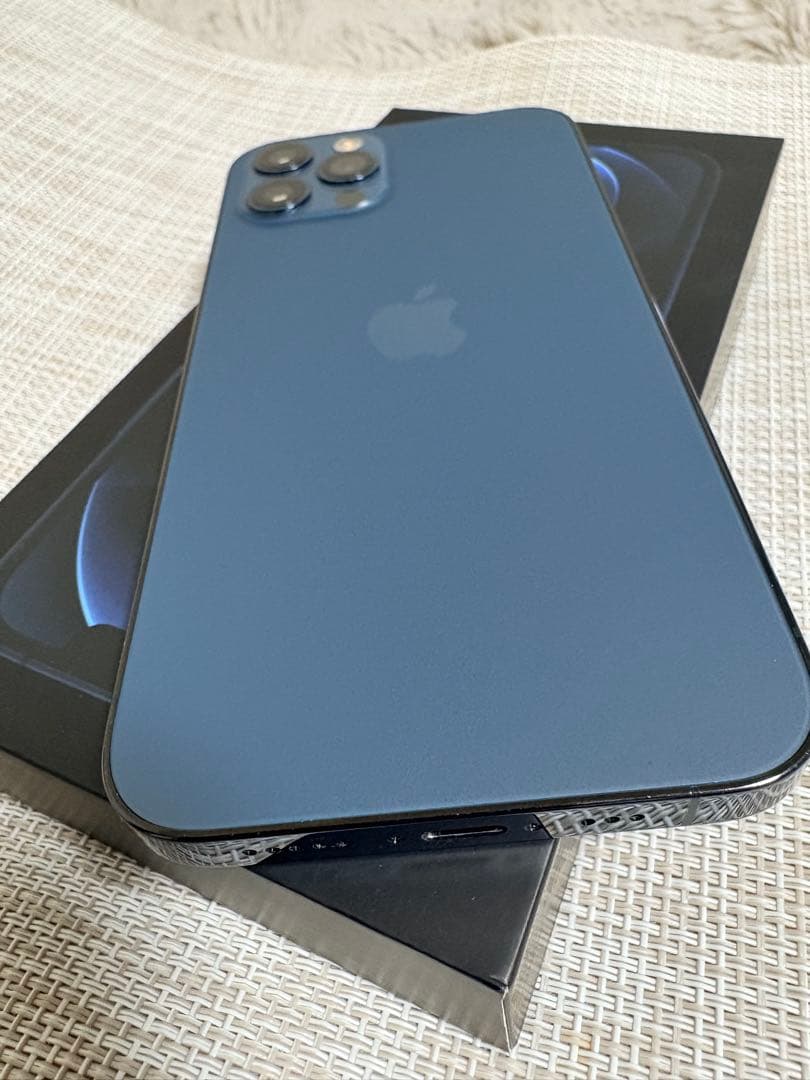 Apple iPhone 12 Pro 256GB グラファイト