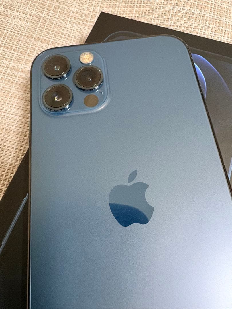 Apple iPhone 12 Pro 256GB グラファイト