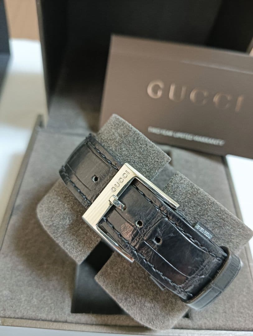 非常に美品。GUCCI　Gラウンド　ダイヤモンドベゼル　腕時計