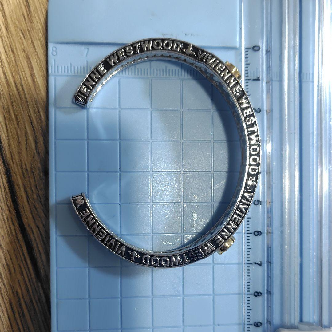 Vivienne Westwood シルバー バングル