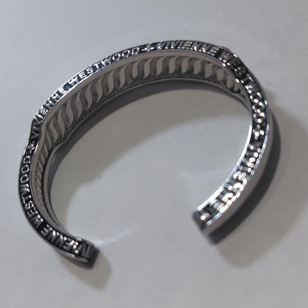 Vivienne Westwood シルバー バングル