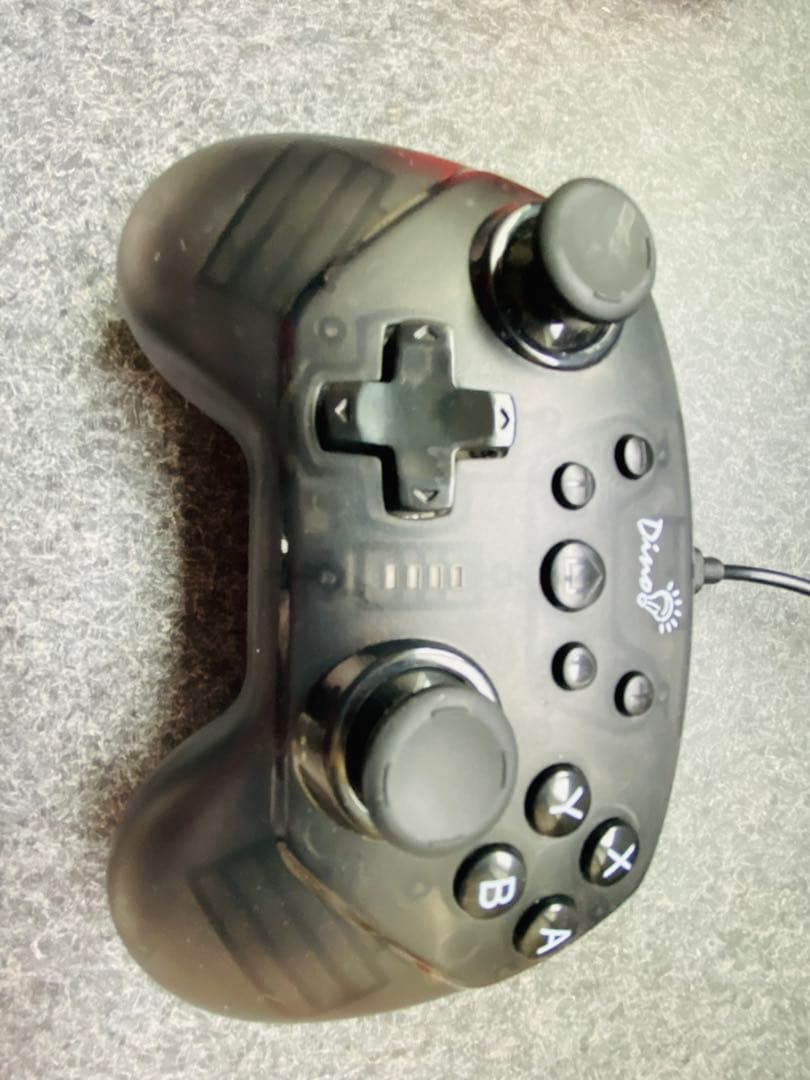 ニンテンドーswitch本体　無線コントローラー、ソフト2本付　動作確認済