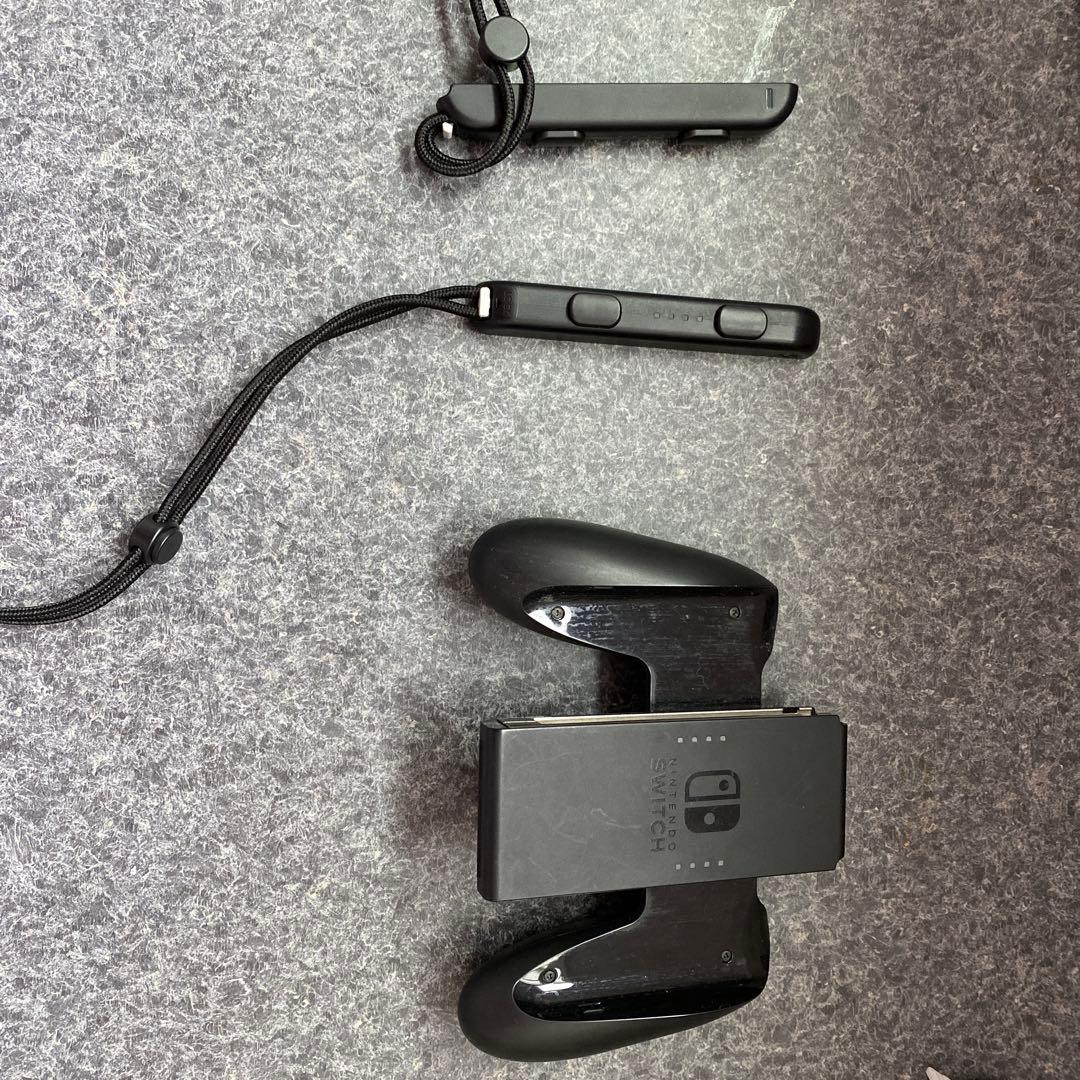 ニンテンドーswitch本体　無線コントローラー、ソフト2本付　動作確認済